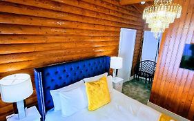 Kaoglen Apollo-Hot Tub-Cairngorms-Pet Friendly